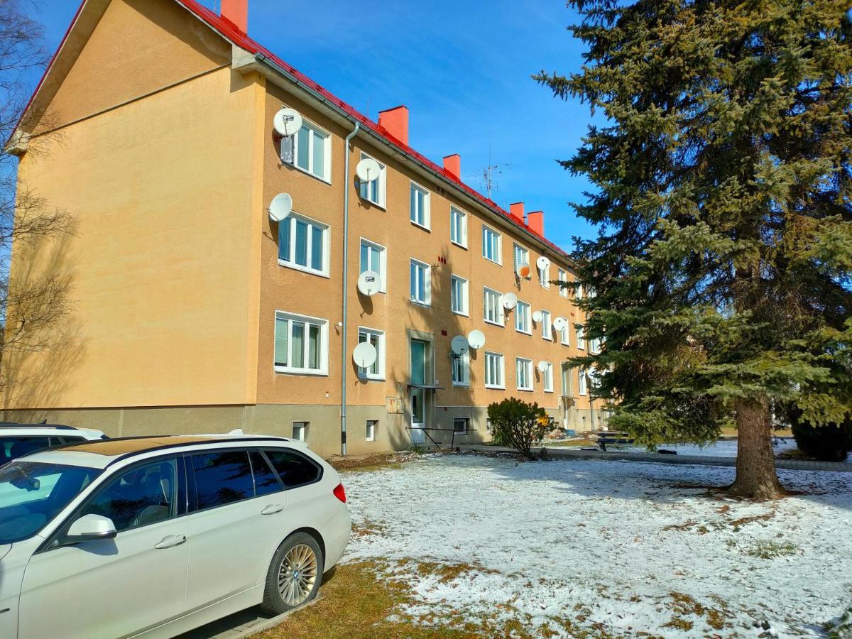 2-Iz. Byt V Tichej Lokalite S Bezplatnym Parkovanim Liptovsky Hradok Exterior photo